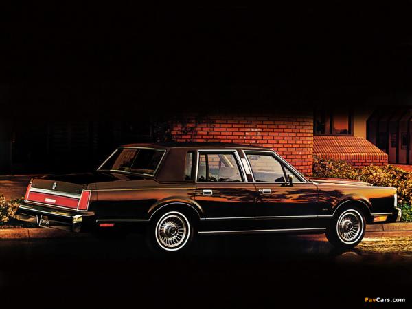 Lincoln Town Car 1985 #4