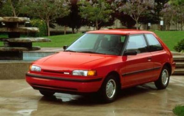 Mazda 323 1988 #4