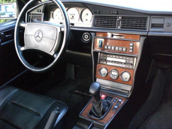 Mercedes-Benz 190 1987 #5