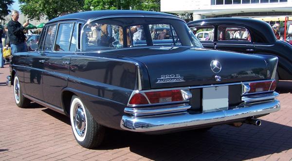 Mercedes-Benz 220 1961 #4