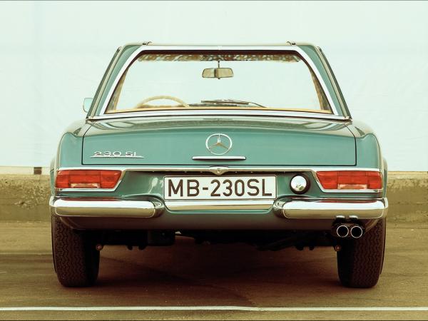1969 Mercedes-Benz 230