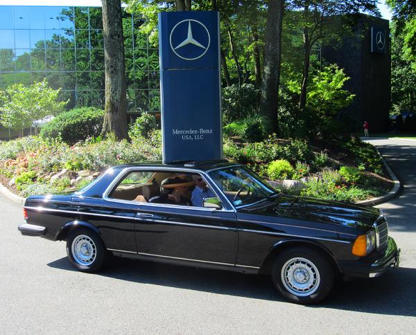 Mercedes-Benz 300CD 1978 #1