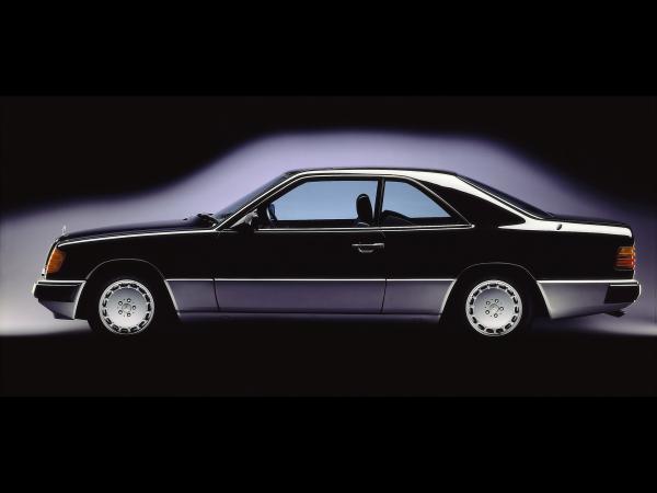 Mercedes-Benz E-Class 1986 #1