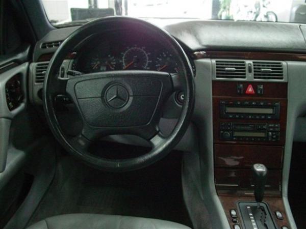Mercedes-Benz E-Class 1996 #2