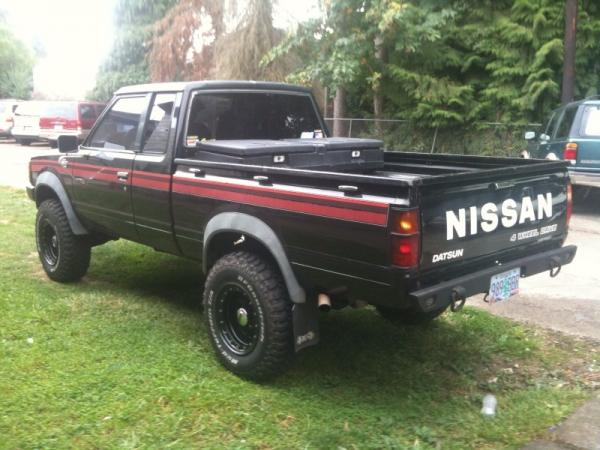 Nissan Pickup 1983 #4