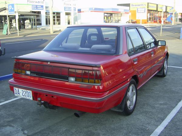 Nissan Pulsar 1990 #3