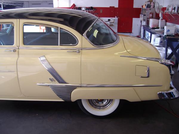 Oldsmobile Deluxe 88 1952 #5