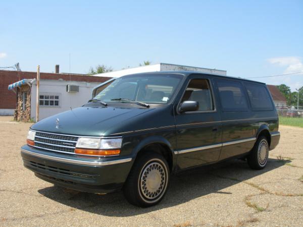 Plymouth Voyager 1993 #4