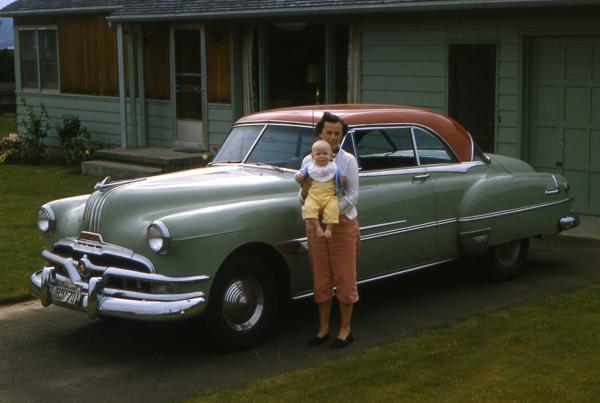 Pontiac Chieftain 1952 #1