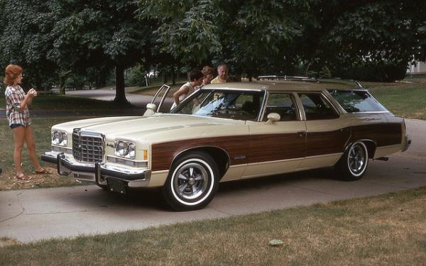 1976 Pontiac Safari