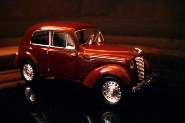 Renault Juvaquatre 1946 #2