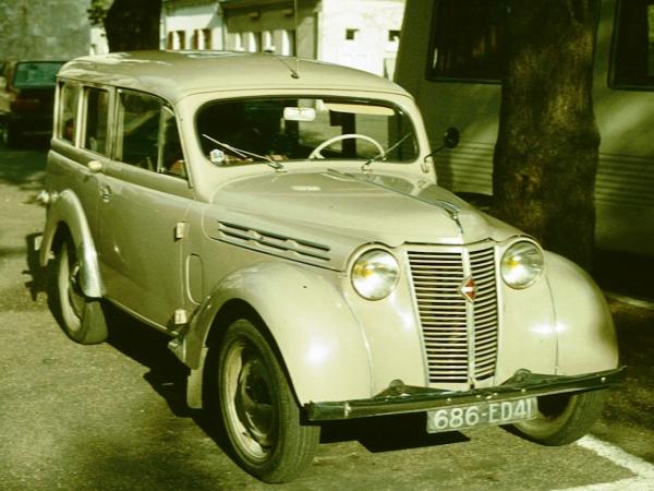Renault Juvaquatre 1946 #5
