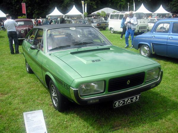 Renault R-17 1977 #2