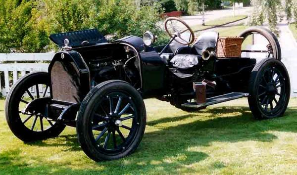 1913 Studebaker Model E