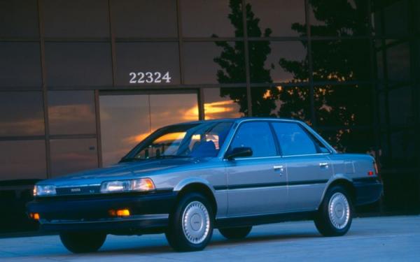 Toyota Camry 1989 #3