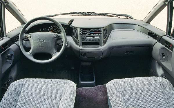 Toyota Previa 1994 #3