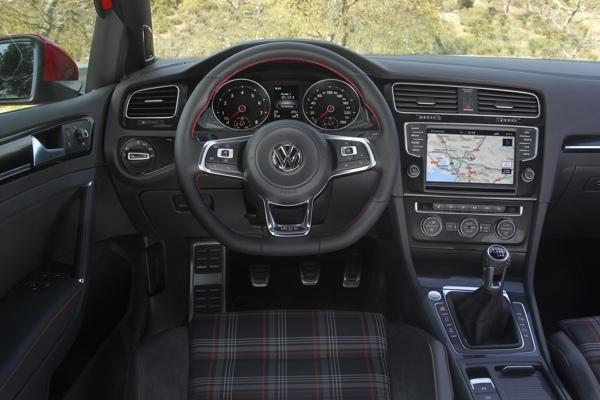 Volkswagen GTI 2015 #2