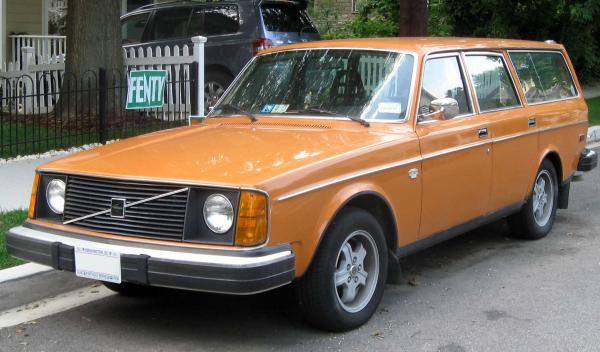 Volvo 240 1975 #5