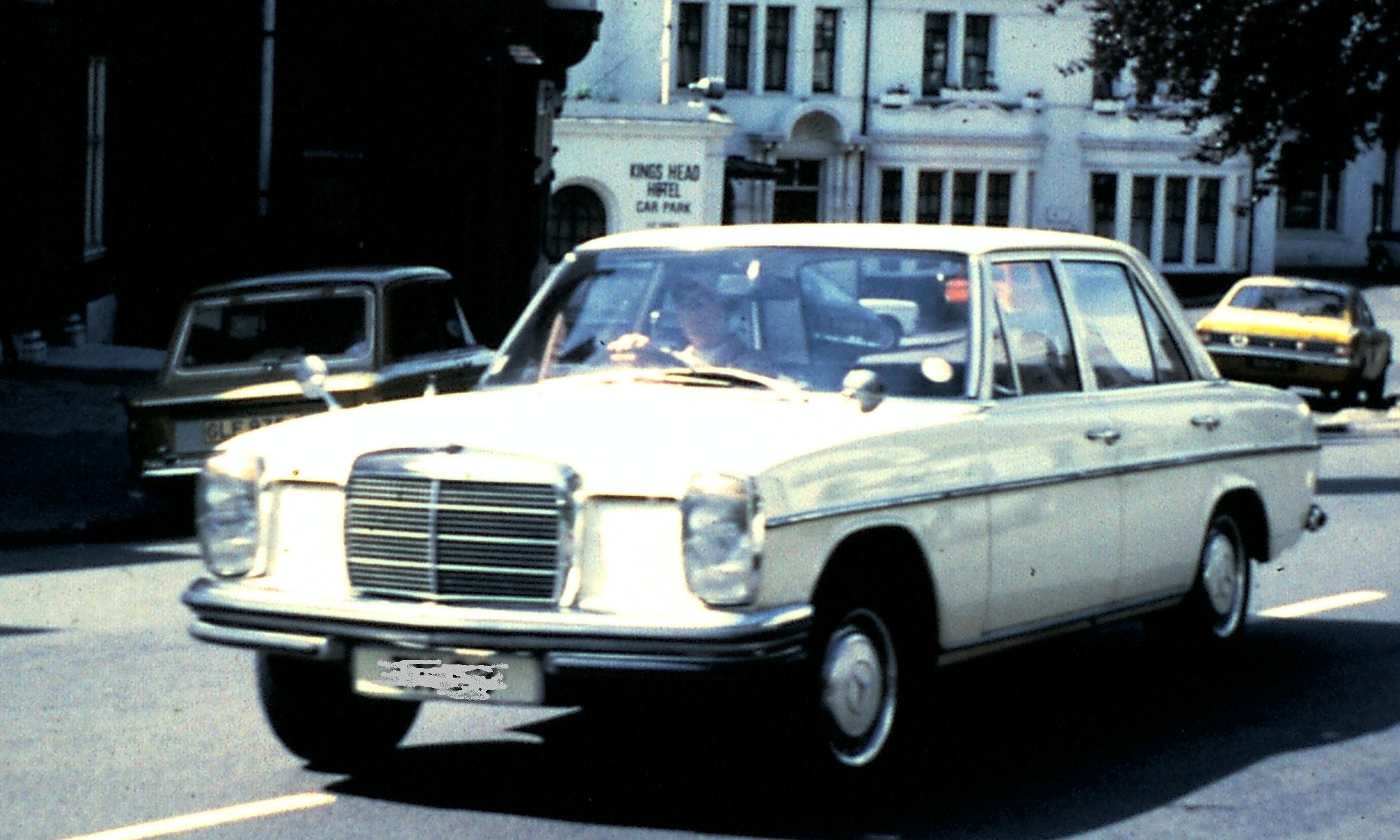 1971 Mercedes-Benz 250 - Information and photos - MOMENTcar