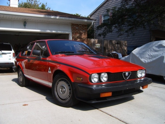 Alfa Romeo GTV 1982 #3