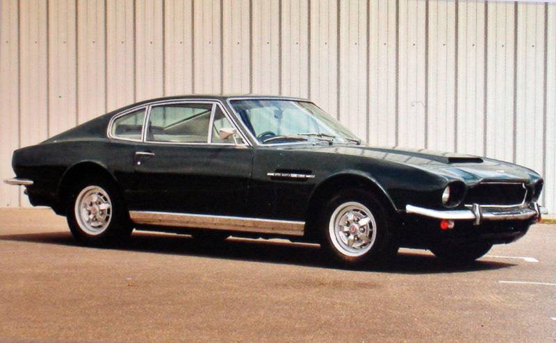 Aston Martin V-8 1972 #2
