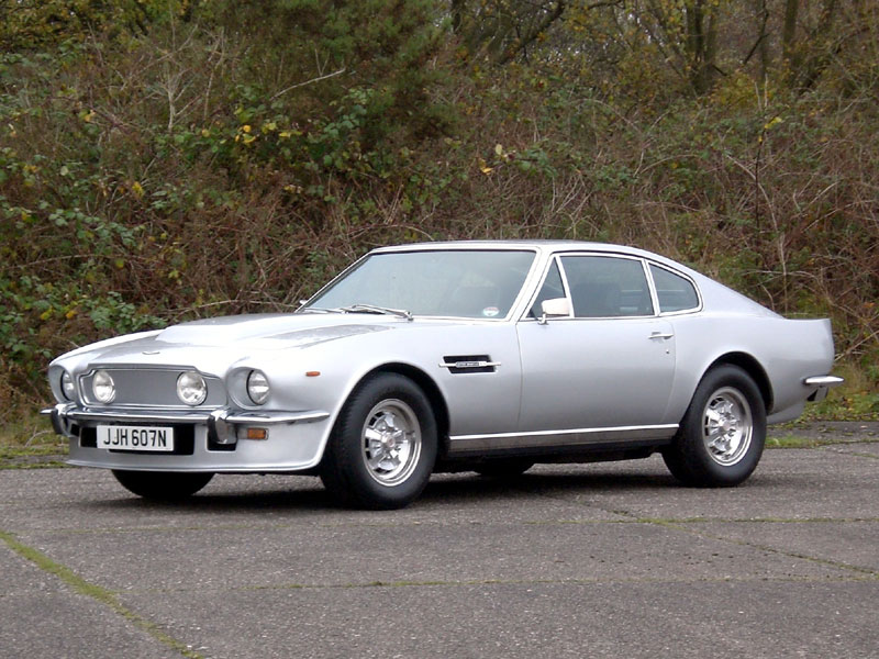 Aston Martin V-8 1974 #1