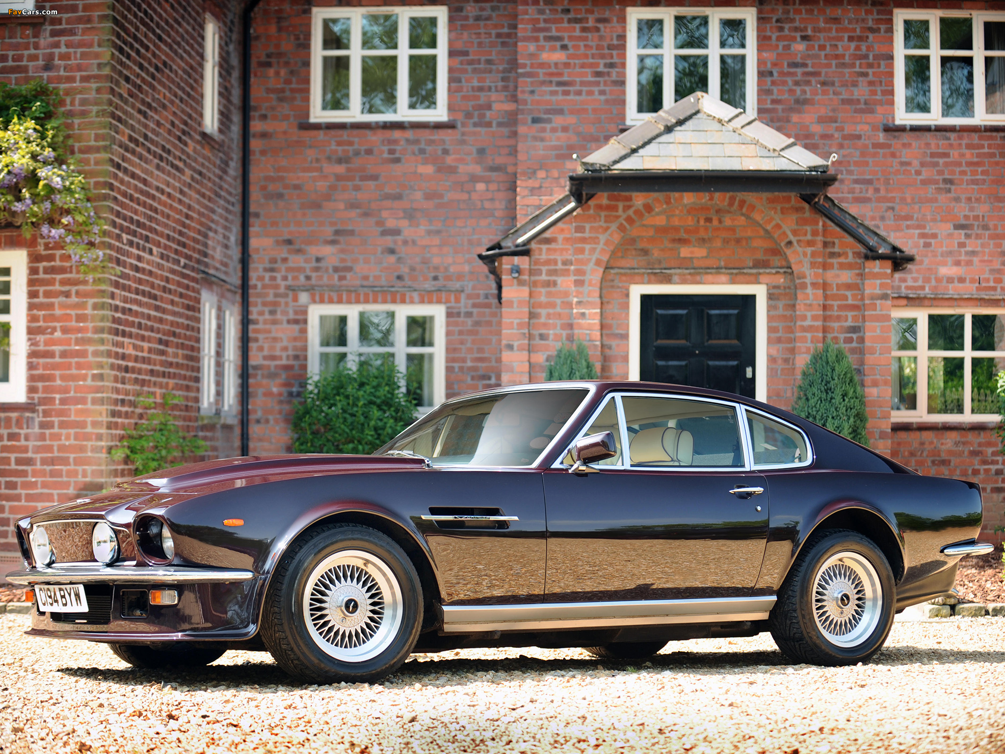 Aston Martin Vantage 1977 #5