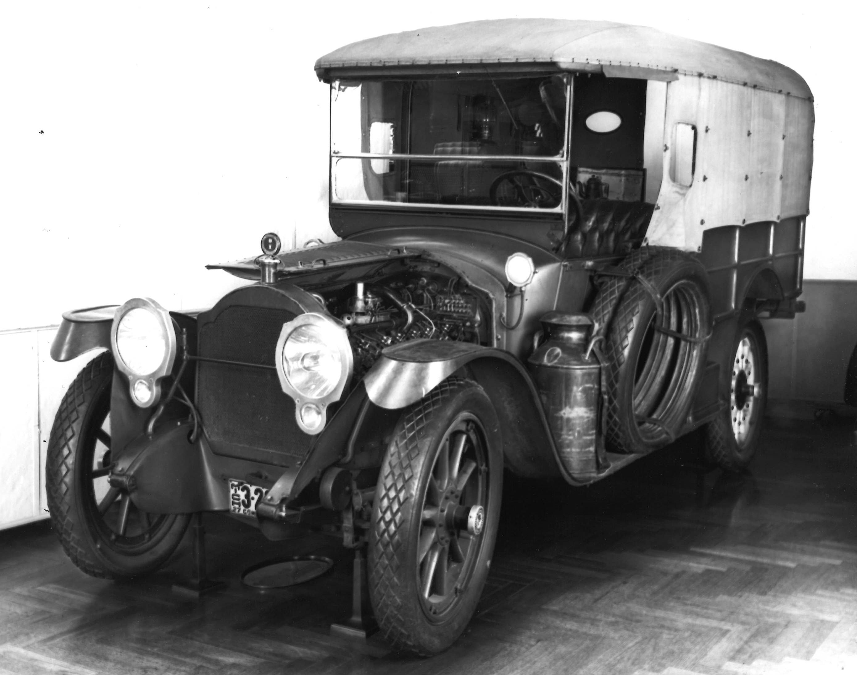 Auburn Model 6-40 1916 #10