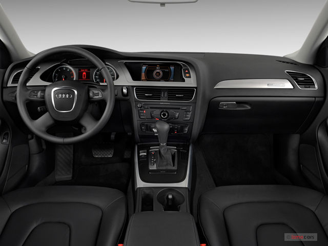 Audi A4 2010 #10