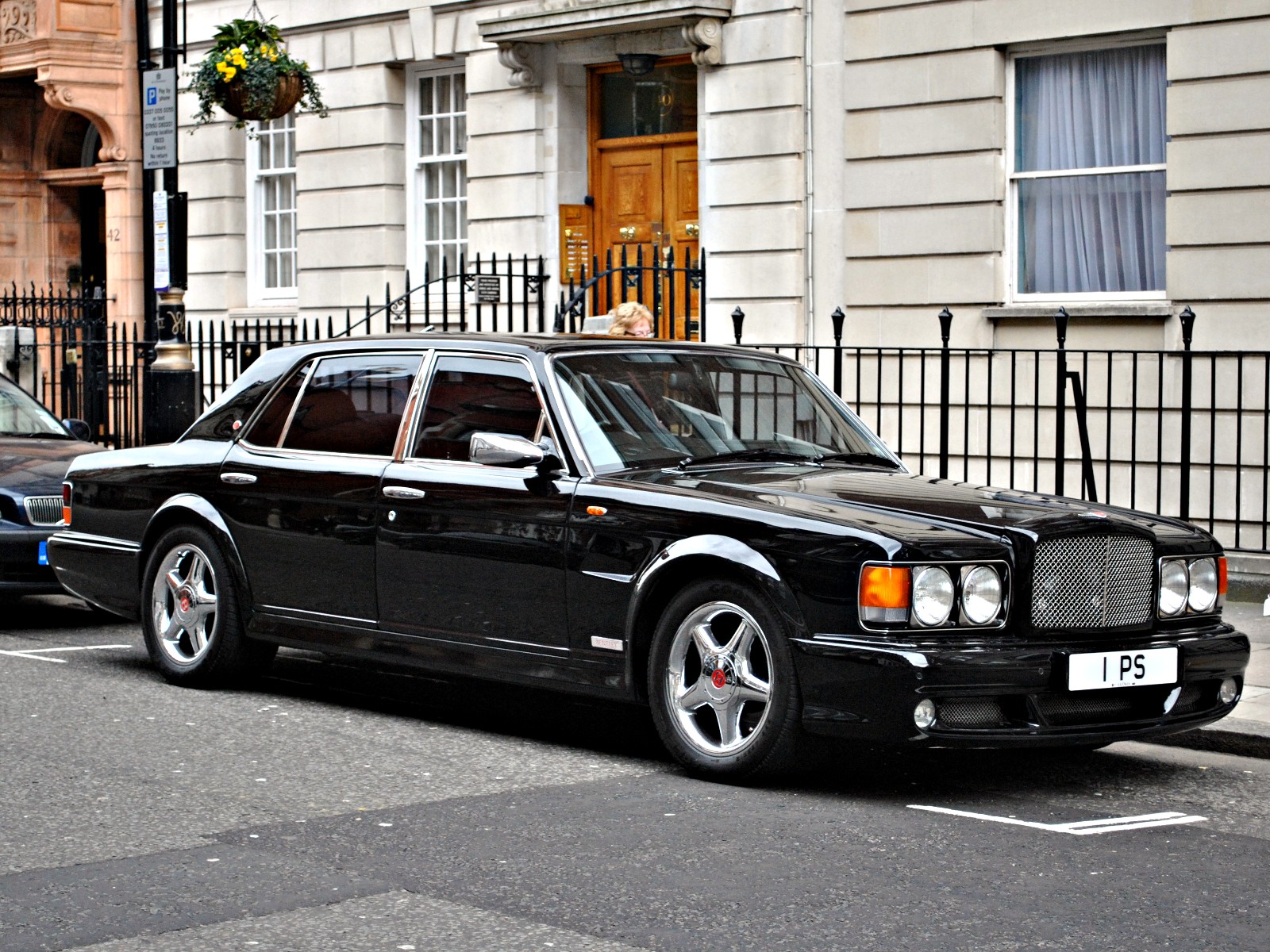 Bentley Turbo R #9