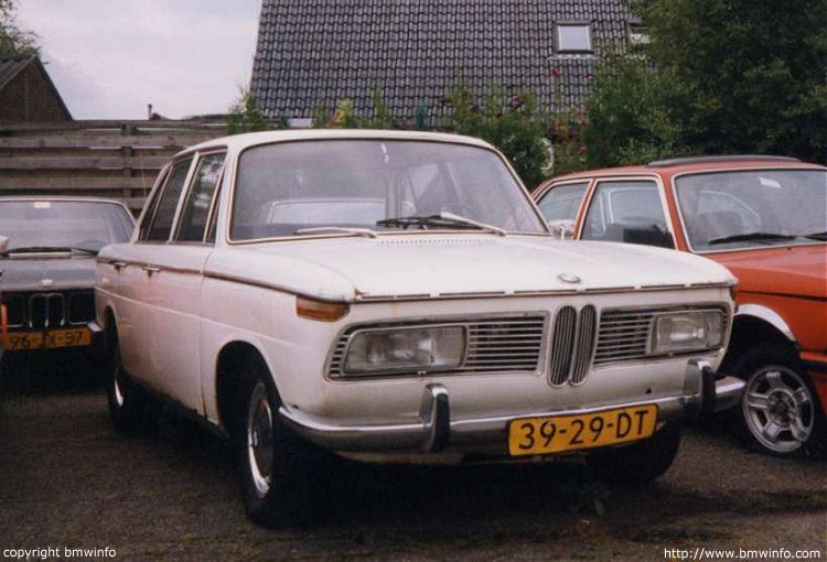 BMW 2000 1966 #10