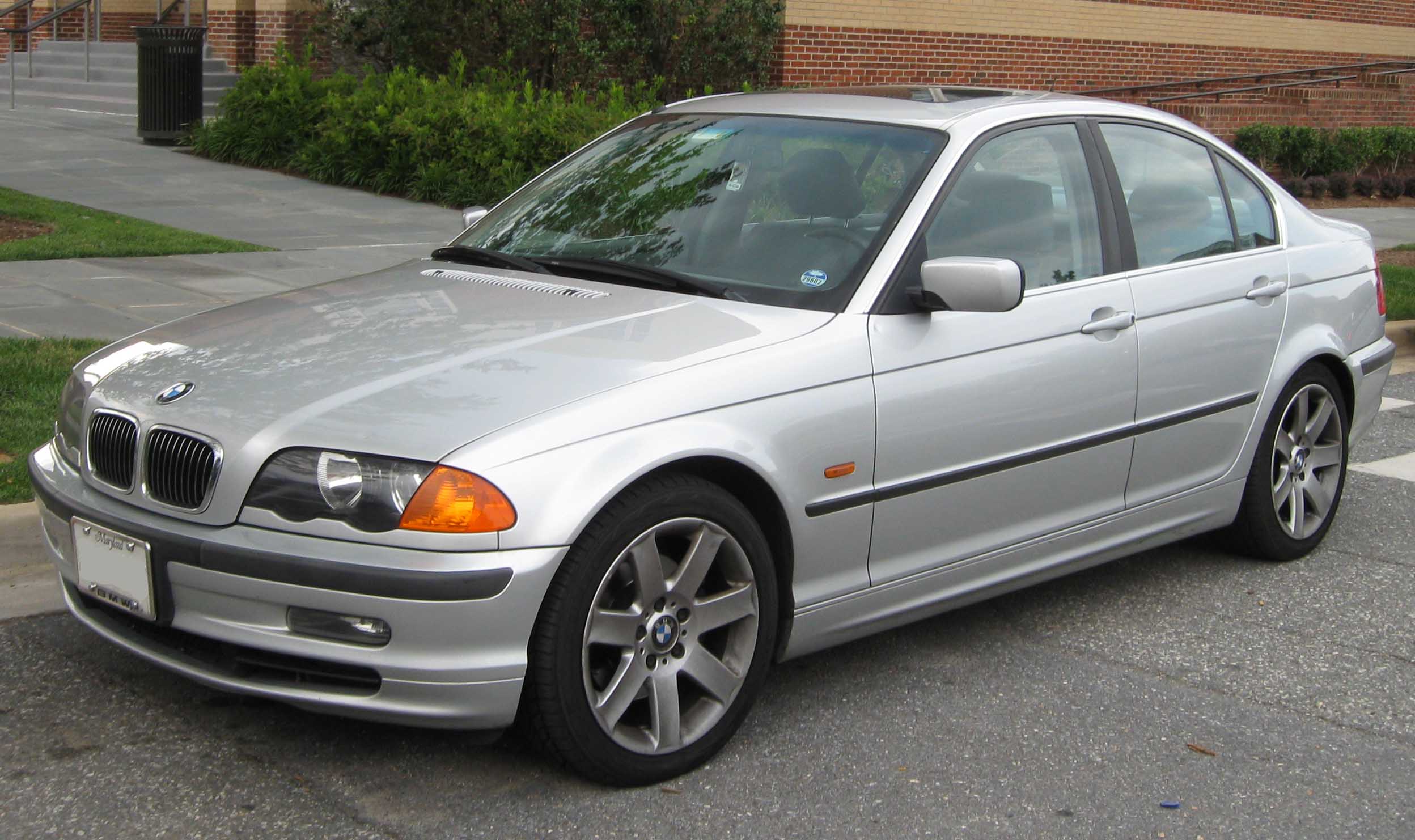 BMW 3 Series 2001 #9