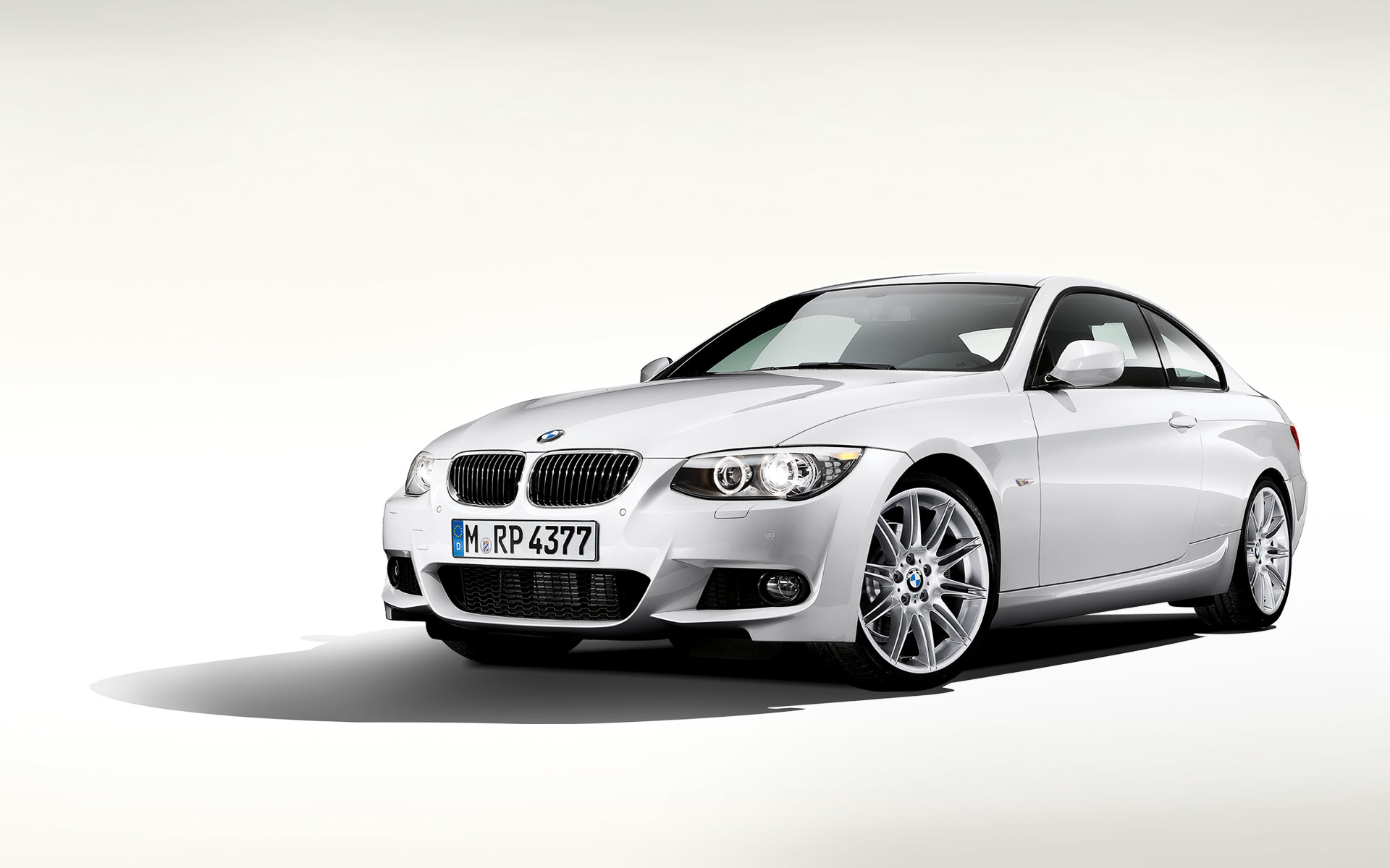 BMW 3 Series 2011 #2