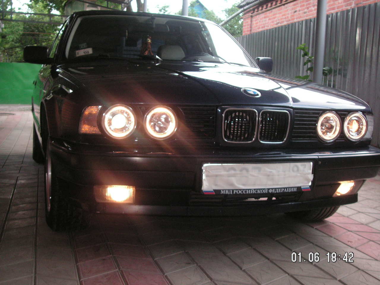 BMW 5 Series 1992 #10