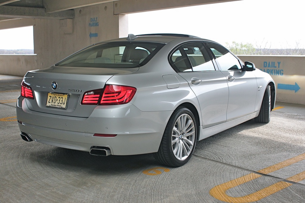 BMW 5 Series 2012 #9