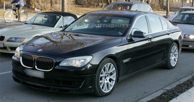 BMW 7 Series 2010 #11