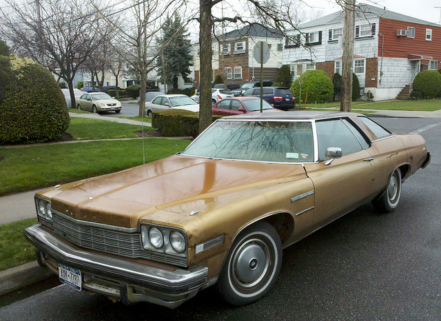 Buick LeSabre 1975 #12