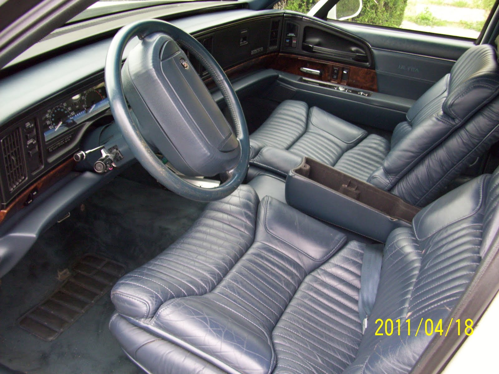 1992 buick park avenue interior driver doors strap