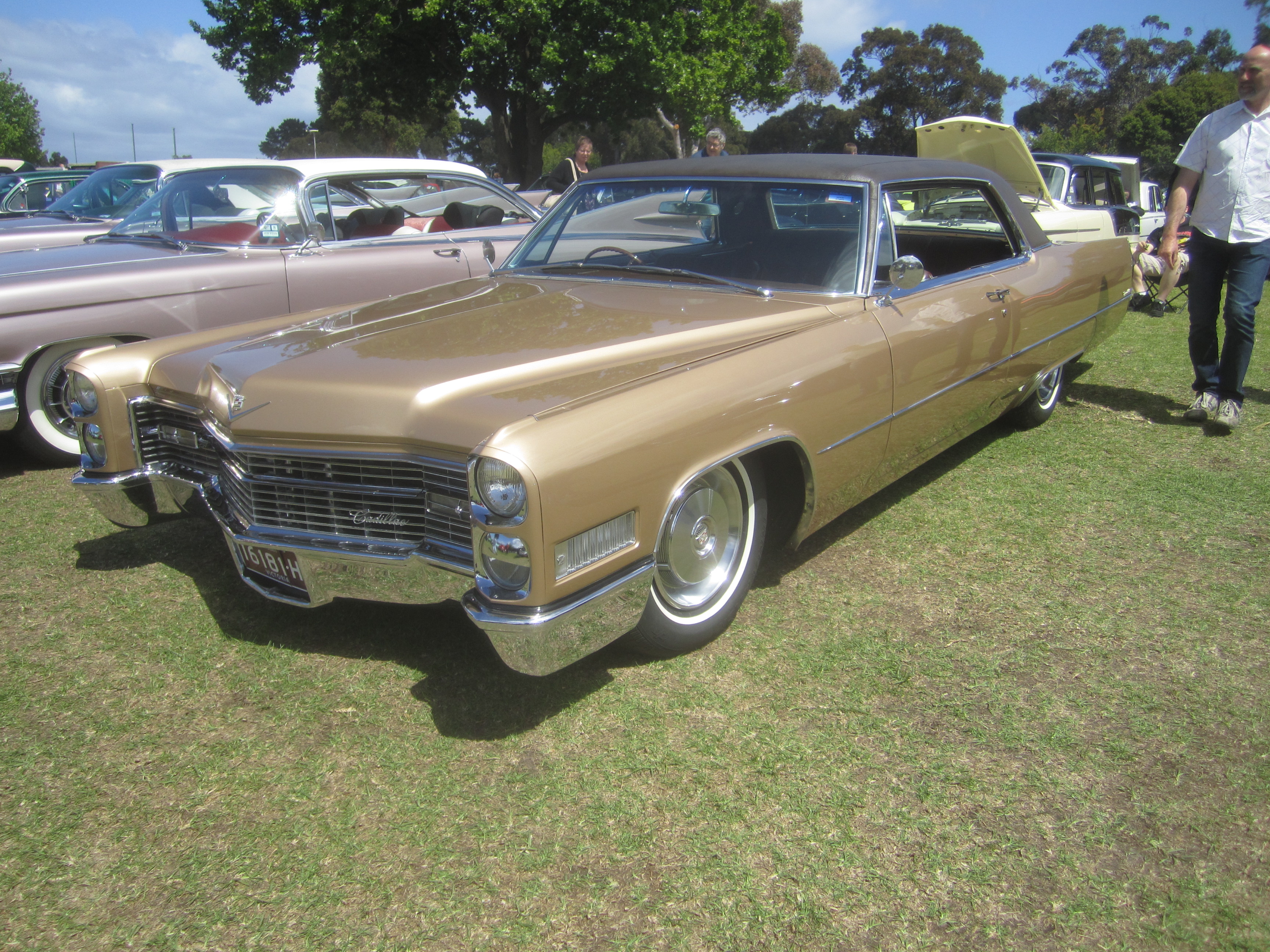 Cadillac DeVille 1966 #13