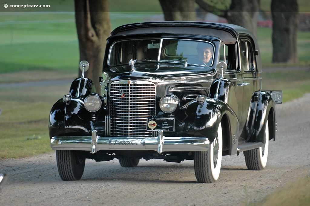 Cadillac Fleetwood 1938 #5