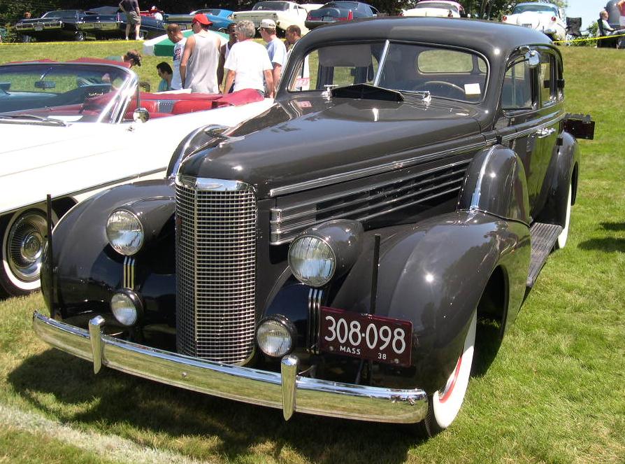 Cadillac Series 65 1938 #1