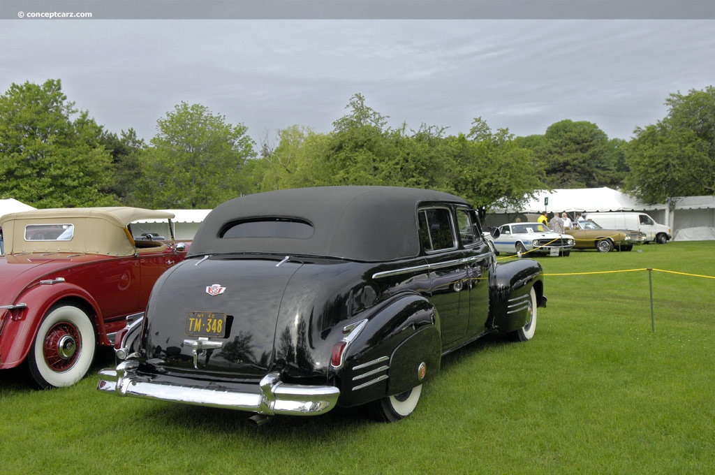 Cadillac Series 75 1942 #11