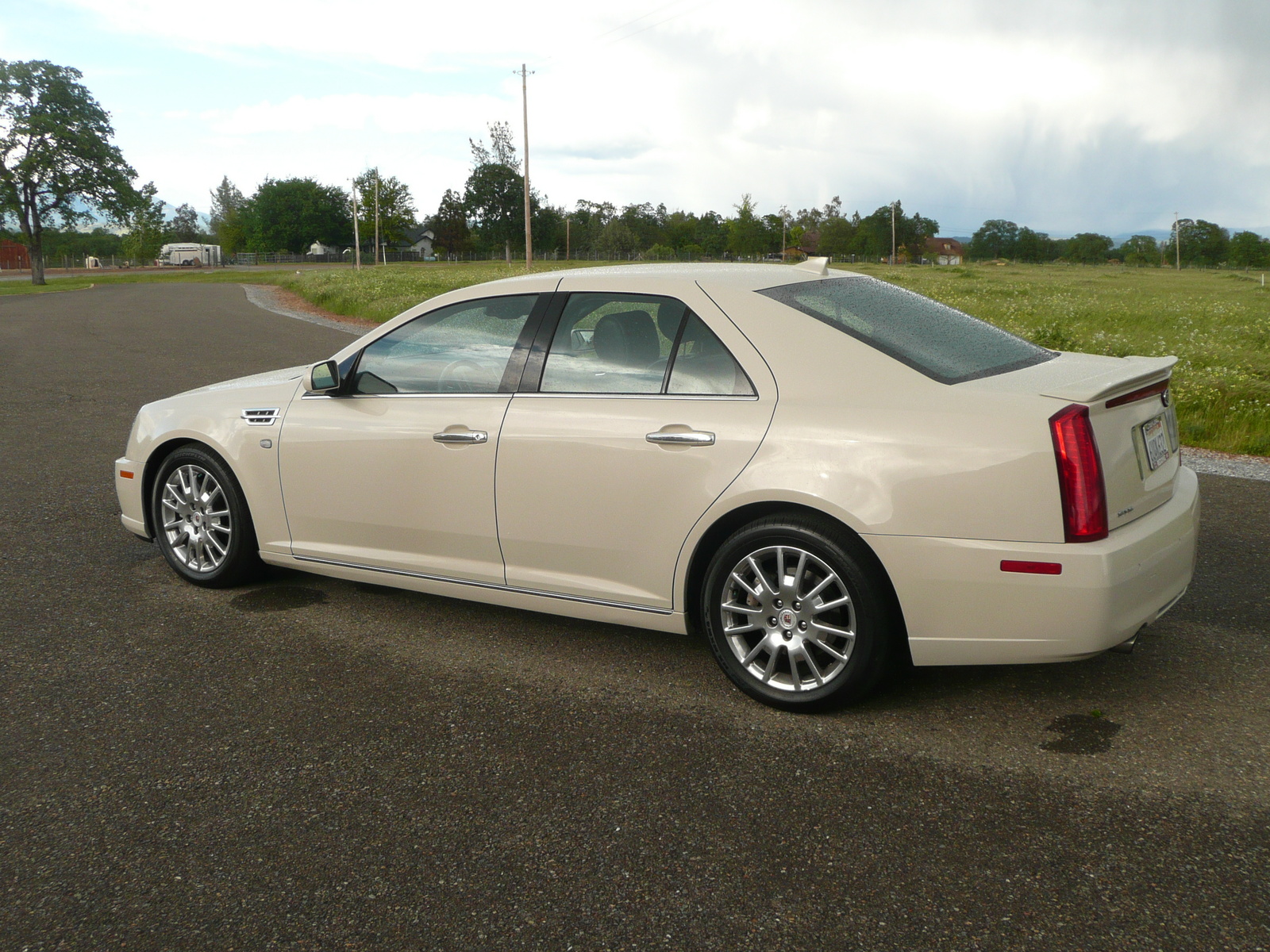 Cadillac STS 2011 #14