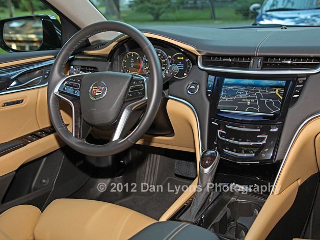 Cadillac XTS Premium #17