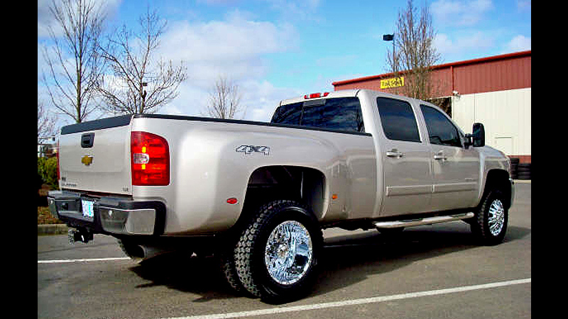 Chevrolet 3500 #9