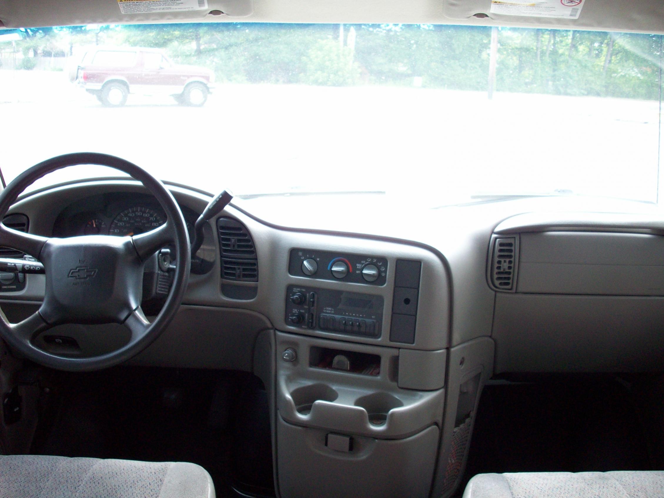 Chevrolet Astro 2004 #3