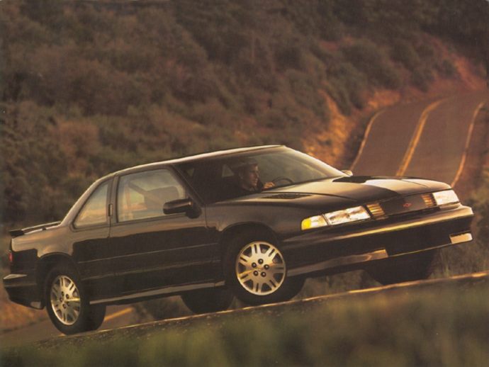 1994 Chevrolet Lumina - Information and photos - MOMENTcar