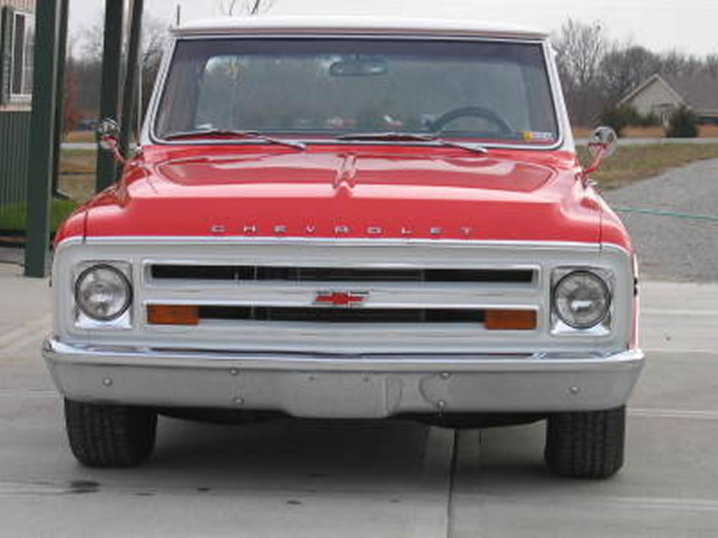Chevrolet Panel 1968 #2