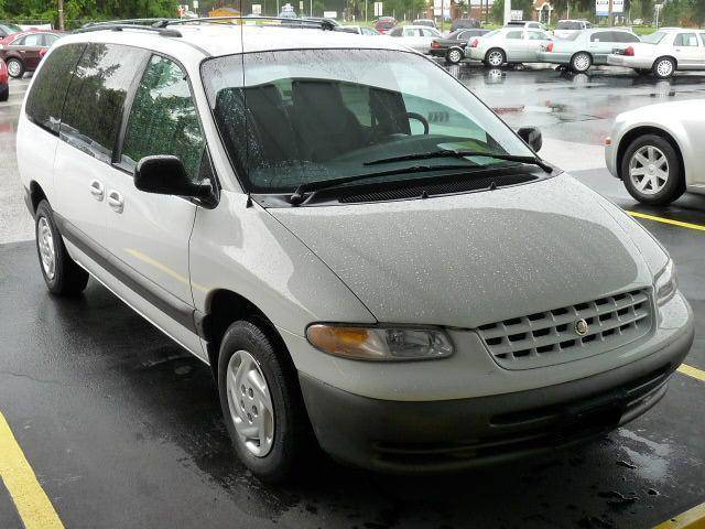 grand voyager 2000