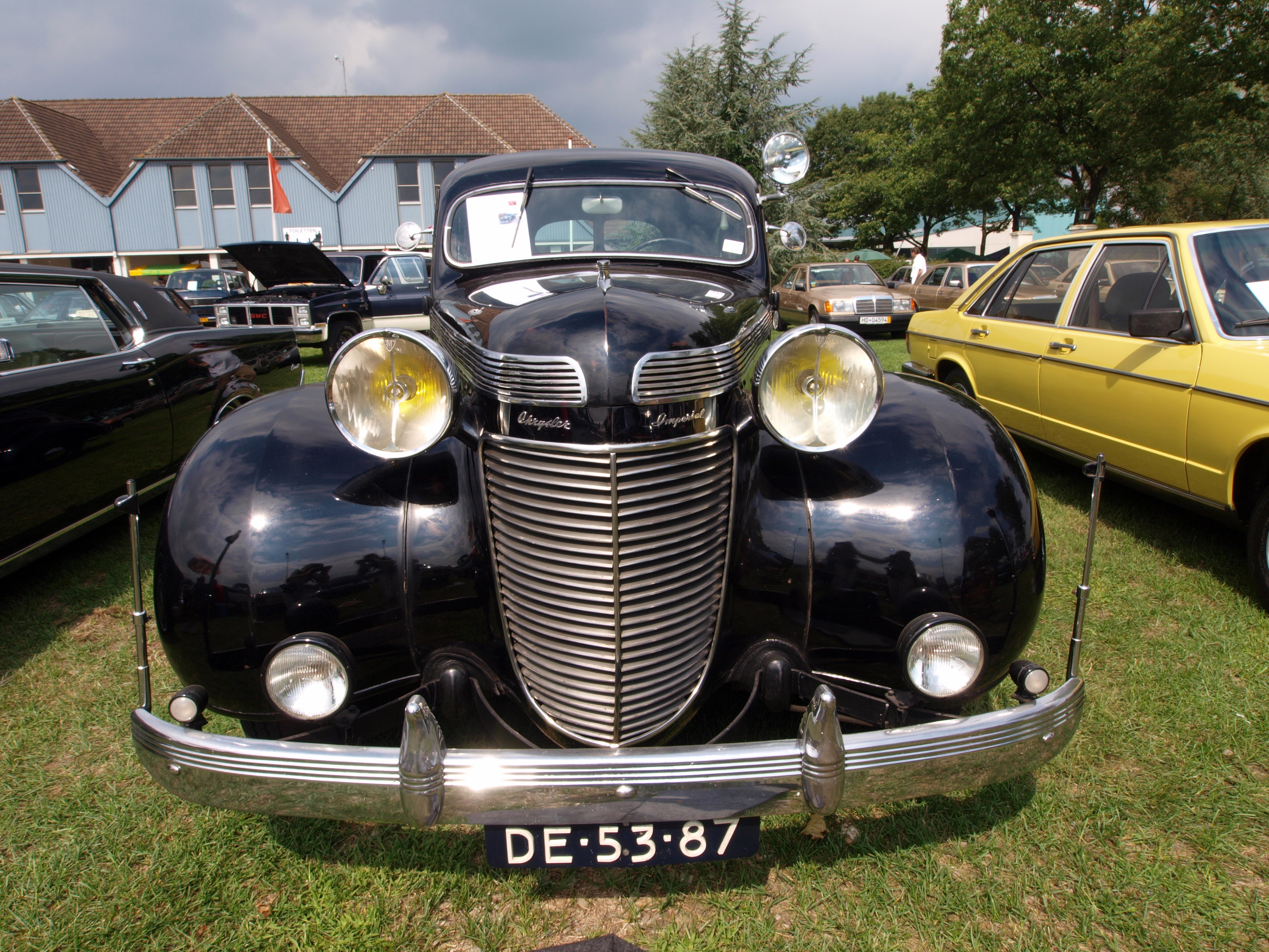 Chrysler Imperial 1937 #1